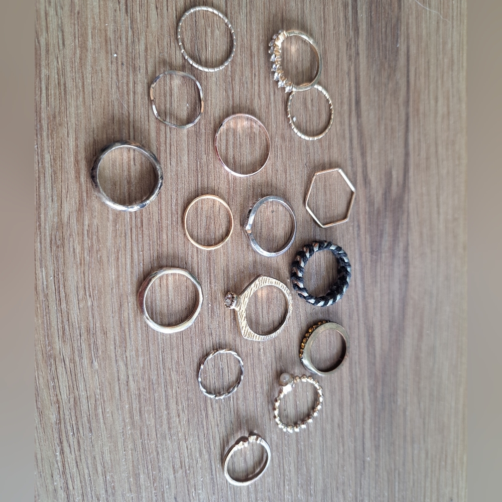 16 random rings
